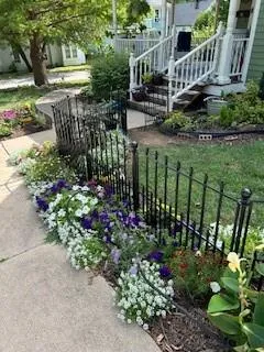 $358,900 | 402 North Leonard Street, Liberty, MO 64068