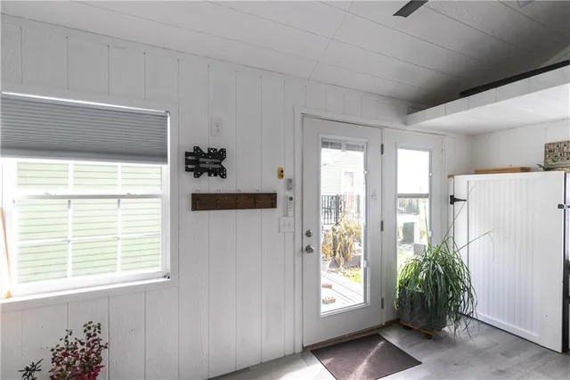 $358,900 | 402 North Leonard Street, Liberty, MO 64068