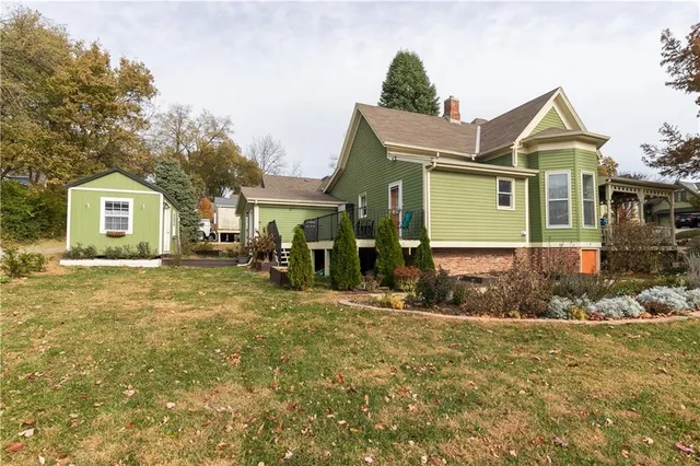 $358,900 | 402 North Leonard Street, Liberty, MO 64068