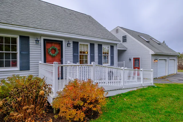 $574,900 | 620 Cumberland Street, Westbrook, ME 04092