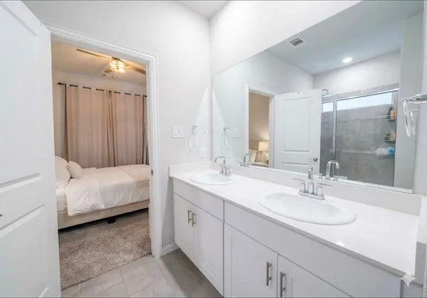 $2,900 | 4016 De Berry Lane, Royse City, TX 75189