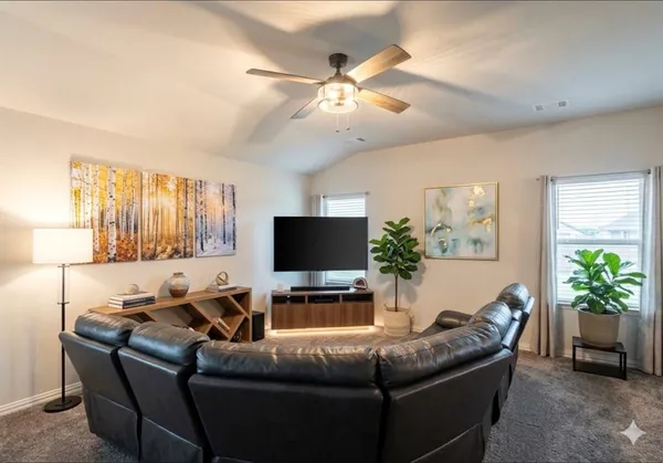 $2,900 | 4016 De Berry Lane, Royse City, TX 75189