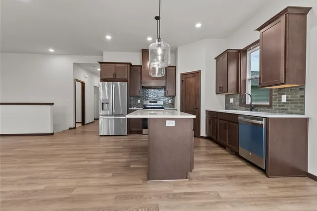 $459,000 | 3710 East Callalilly Lane, Appleton, WI 54913