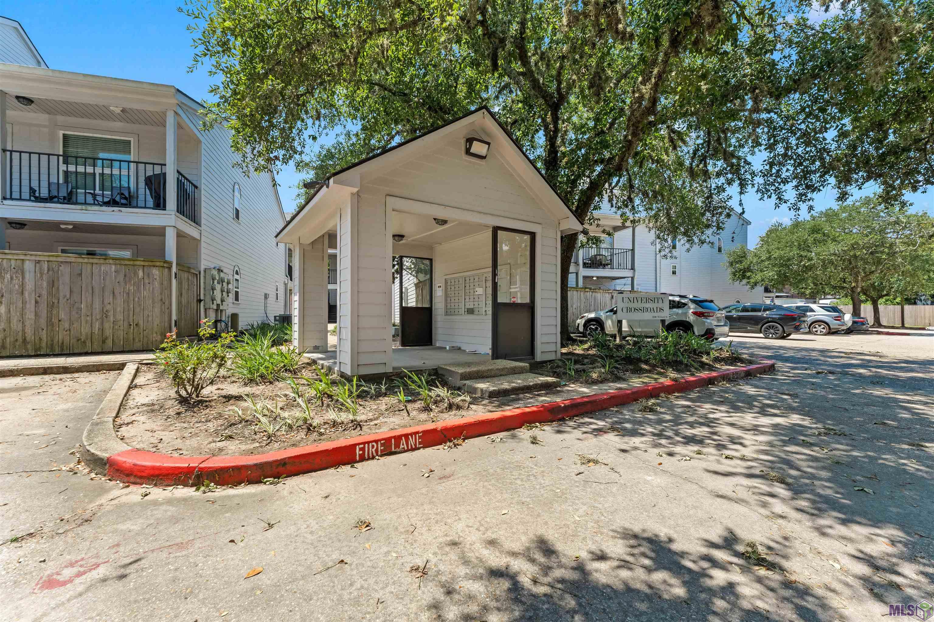 3330 Willard Street, Unit 303 Baton Rouge, LA 70802 - Photo 2 of 19