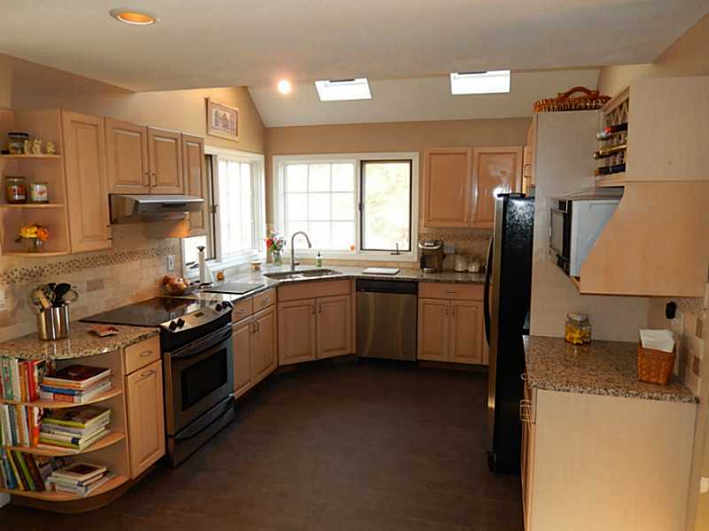 12 Southbury Road Cumberland, RI 02864 - Photo 3 of 15 Kitchen.