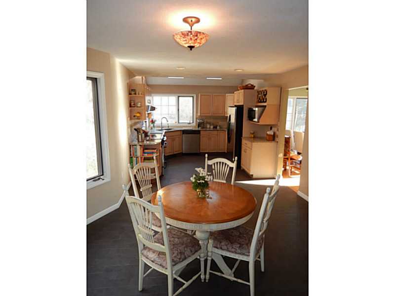 12 Southbury Road Cumberland, RI 02864 - Photo 4 of 15 Kitchen.