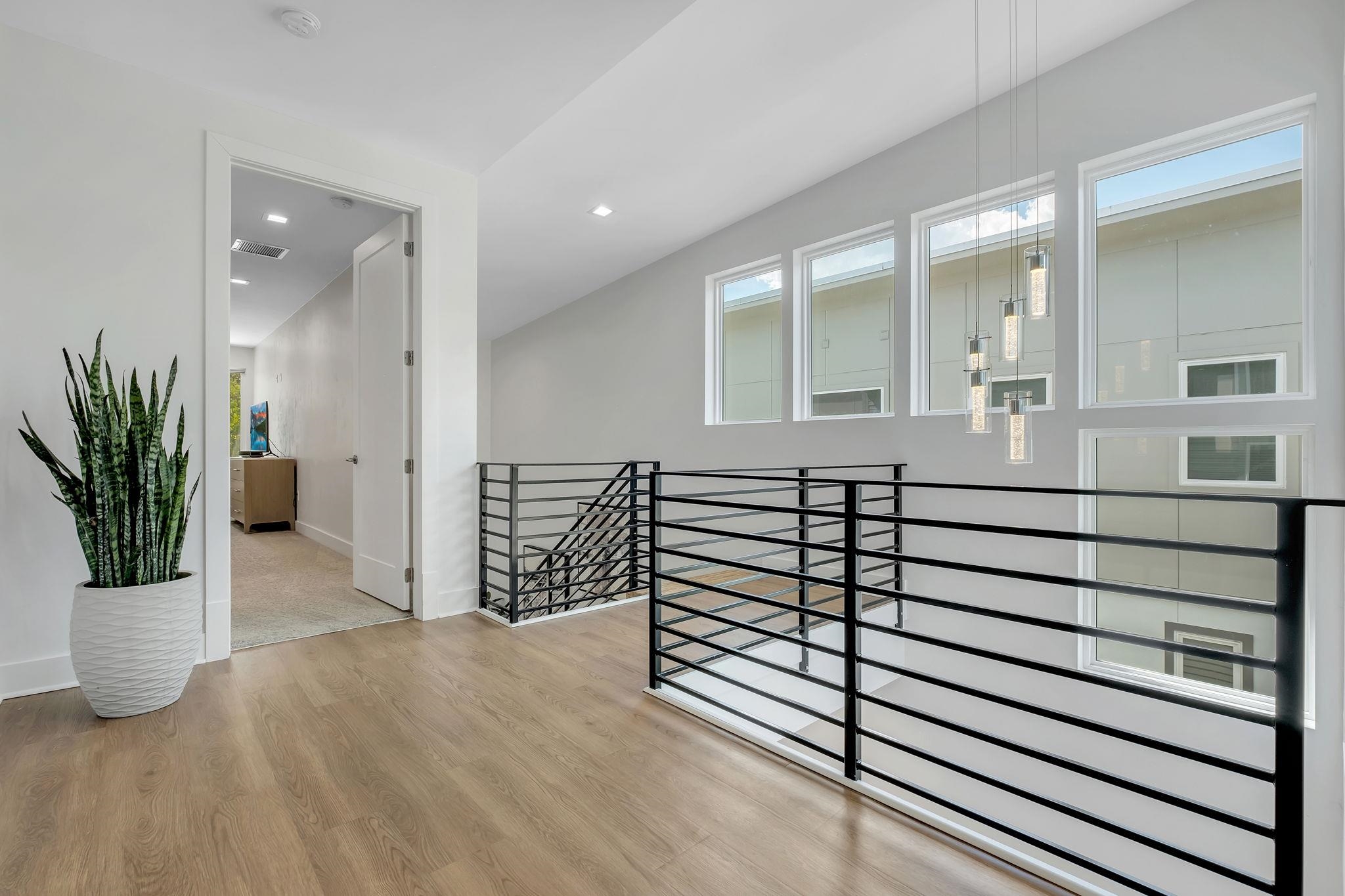 2339 West Lake Hall Road Tallahassee, FL 32309 - Photo 2 of 43