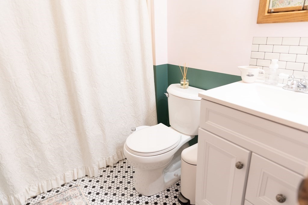 40 Ware Road, Unit 13 Belchertown, MA 01007 - Photo 16 of 33 Gallery Image 16
