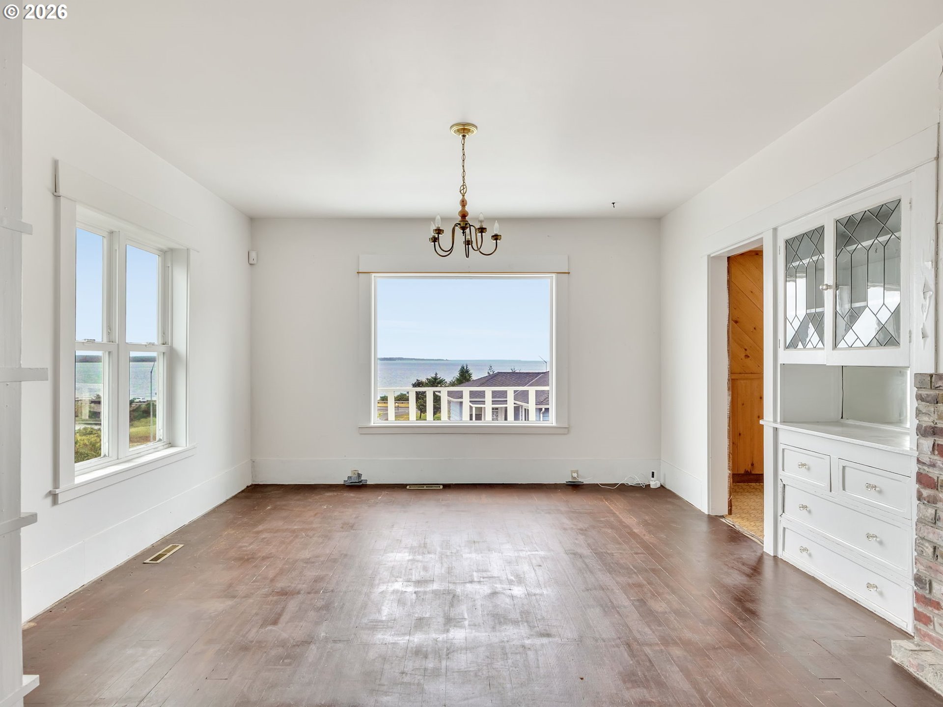 590 Rivington Street Astoria, OR 97103 - Photo 8 of 37