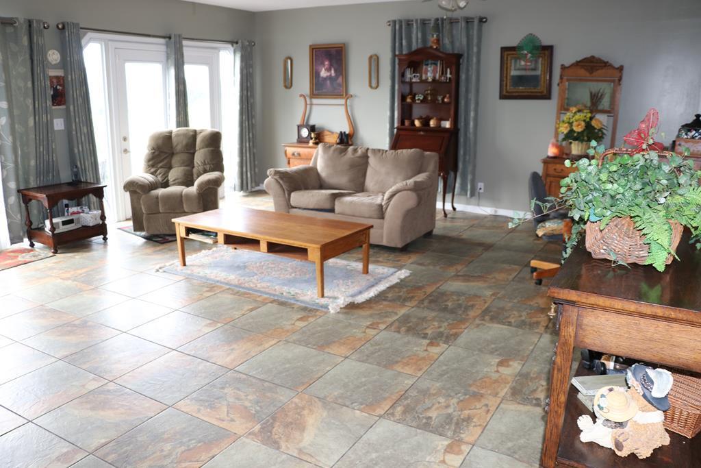 20363 Haskell Station Road Bristol, VA 24202 - Photo 28 of 56 75170_27