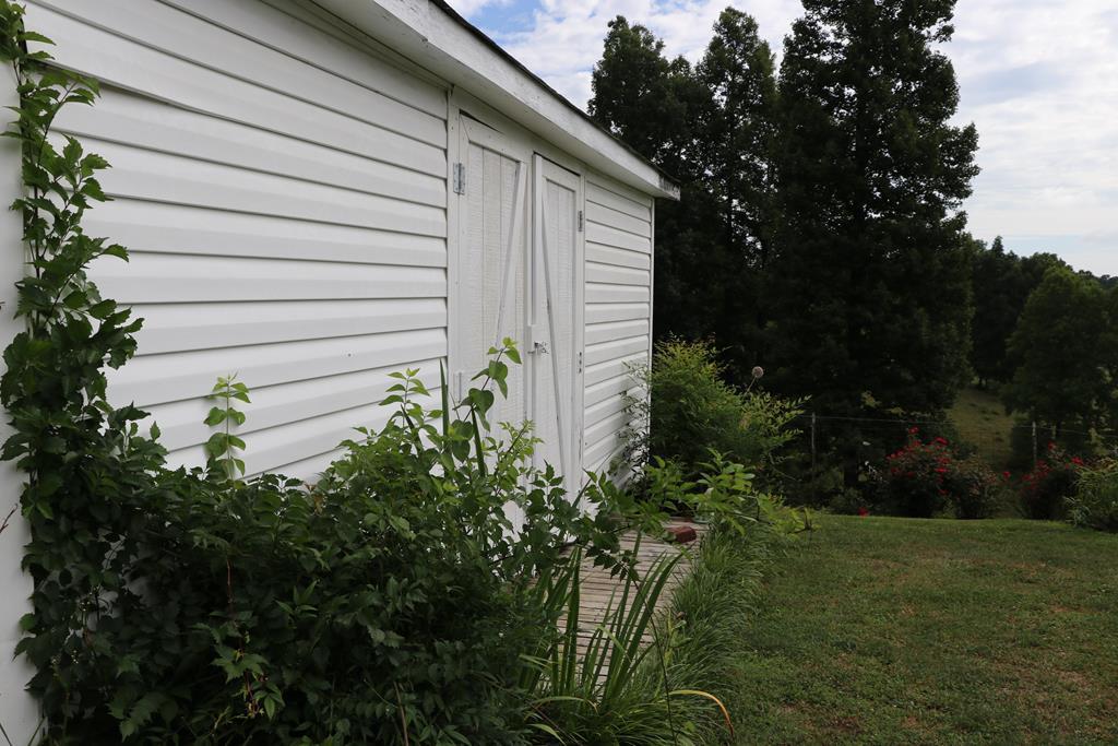 20363 Haskell Station Road Bristol, VA 24202 - Photo 35 of 56 75170_34