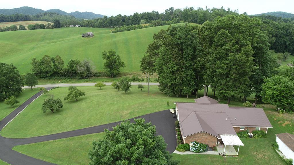 20363 Haskell Station Road Bristol, VA 24202 - Photo 53 of 56 75170_52