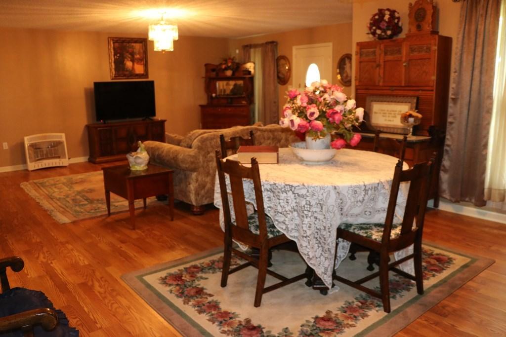20363 Haskell Station Road Bristol, VA 24202 - Photo 9 of 56 75170_8