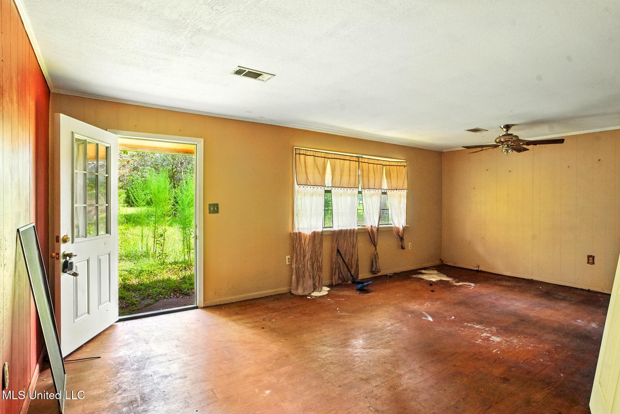 807 River Road Hattiesburg, MS 39401 - Photo 8 of 34 dsc09125