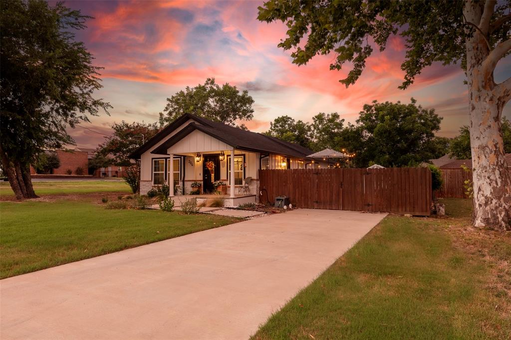 204 Main Street Haslet, TX 76052 - Photo 3 of 36