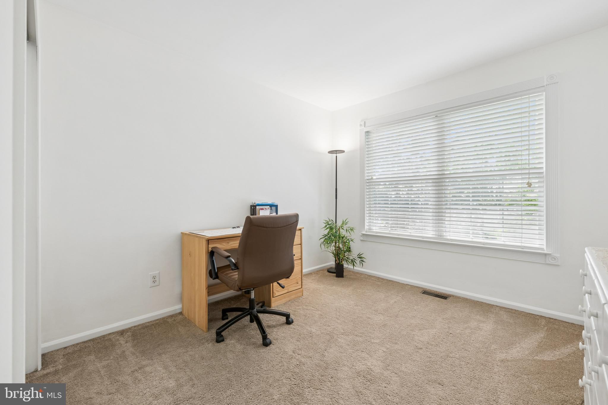 75 Manley Road Pennington, NJ 08534 - Photo 30 of 40