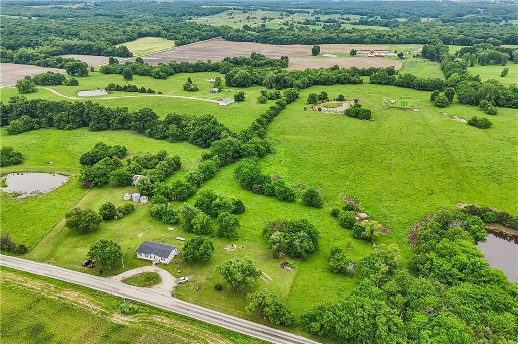 428 Southwest 850th Road Chilhowee, MO 64733 - Photo 36 of 37