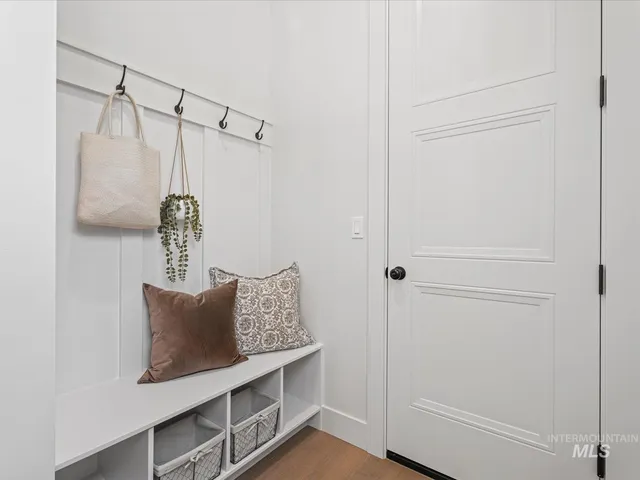 $962,514 | 6900 Saddle Bred Way, Star, ID 83669