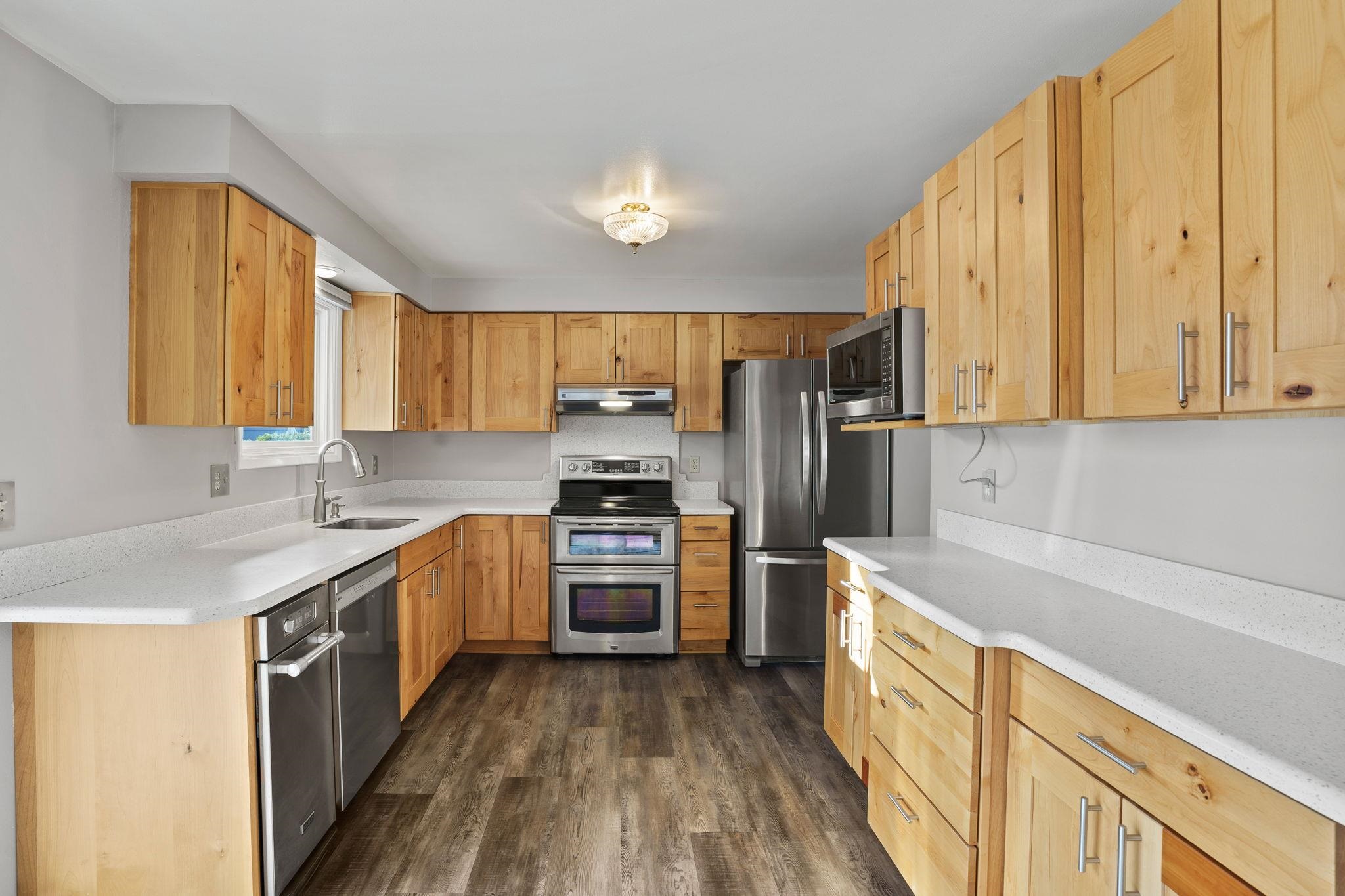 18924 East Riverside Avenue Greenacres, WA 99016 - Photo 12 of 39 Gallery Image 12