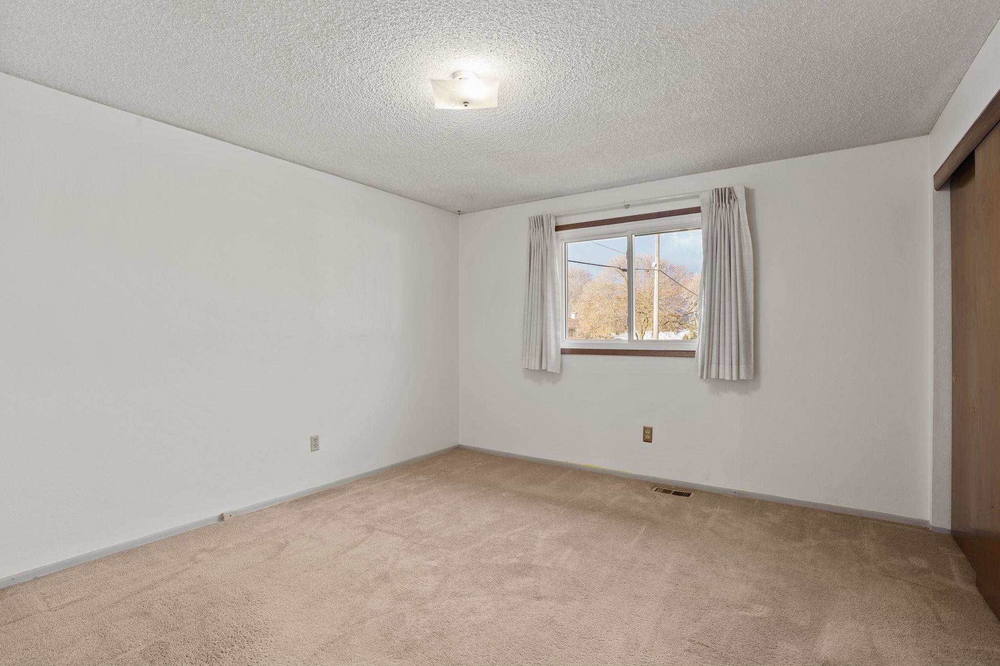 18924 East Riverside Avenue Greenacres, WA 99016 - Photo 16 of 39 Gallery Image 16
