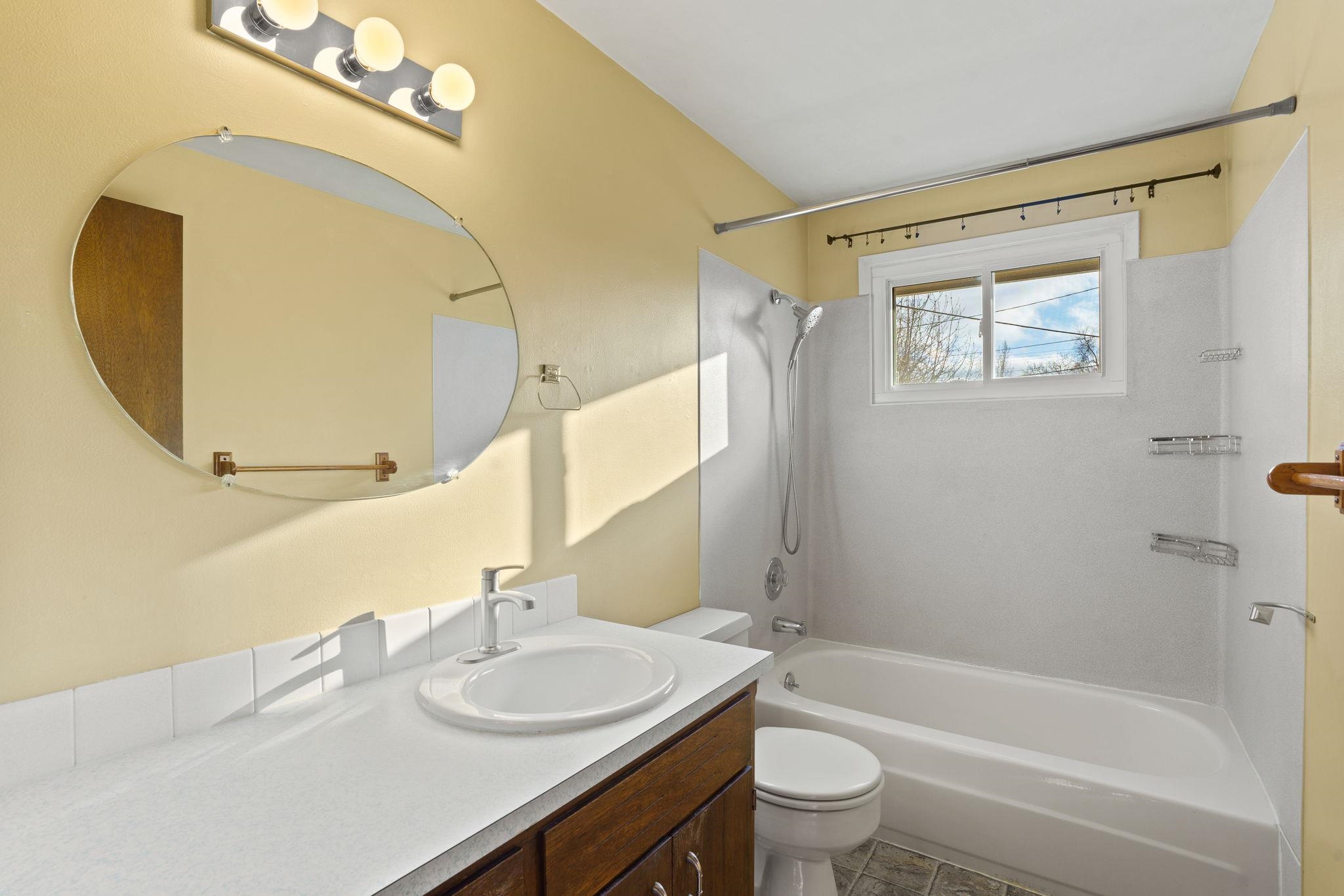 18924 East Riverside Avenue Greenacres, WA 99016 - Photo 18 of 39 Gallery Image 18