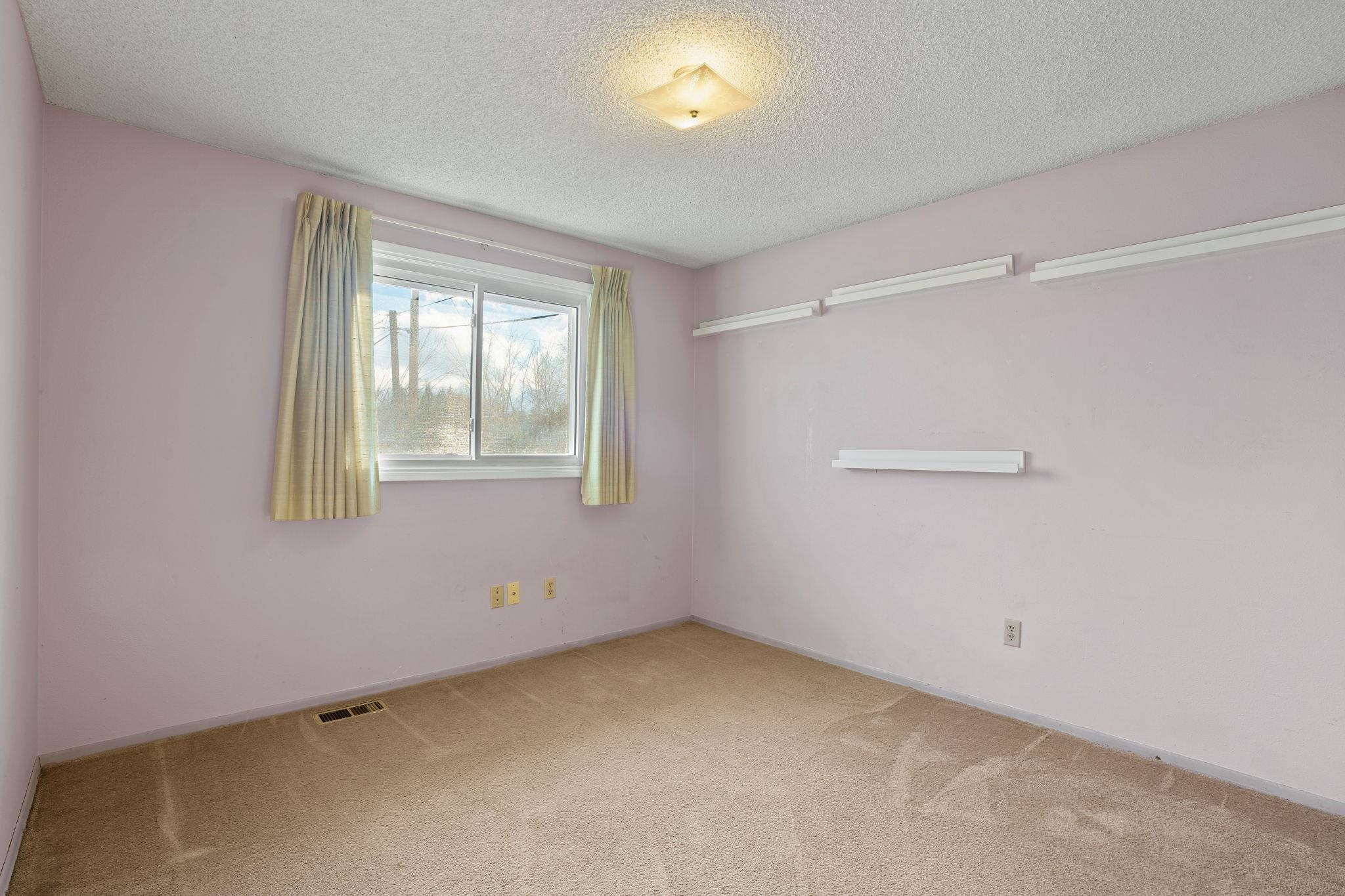 18924 East Riverside Avenue Greenacres, WA 99016 - Photo 19 of 39 Gallery Image 19