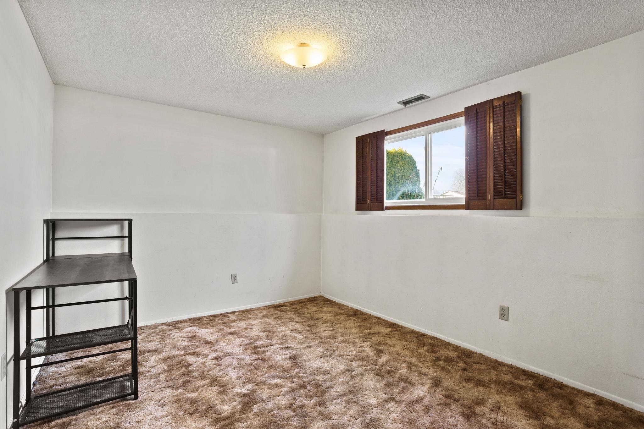 18924 East Riverside Avenue Greenacres, WA 99016 - Photo 20 of 39 Gallery Image 20