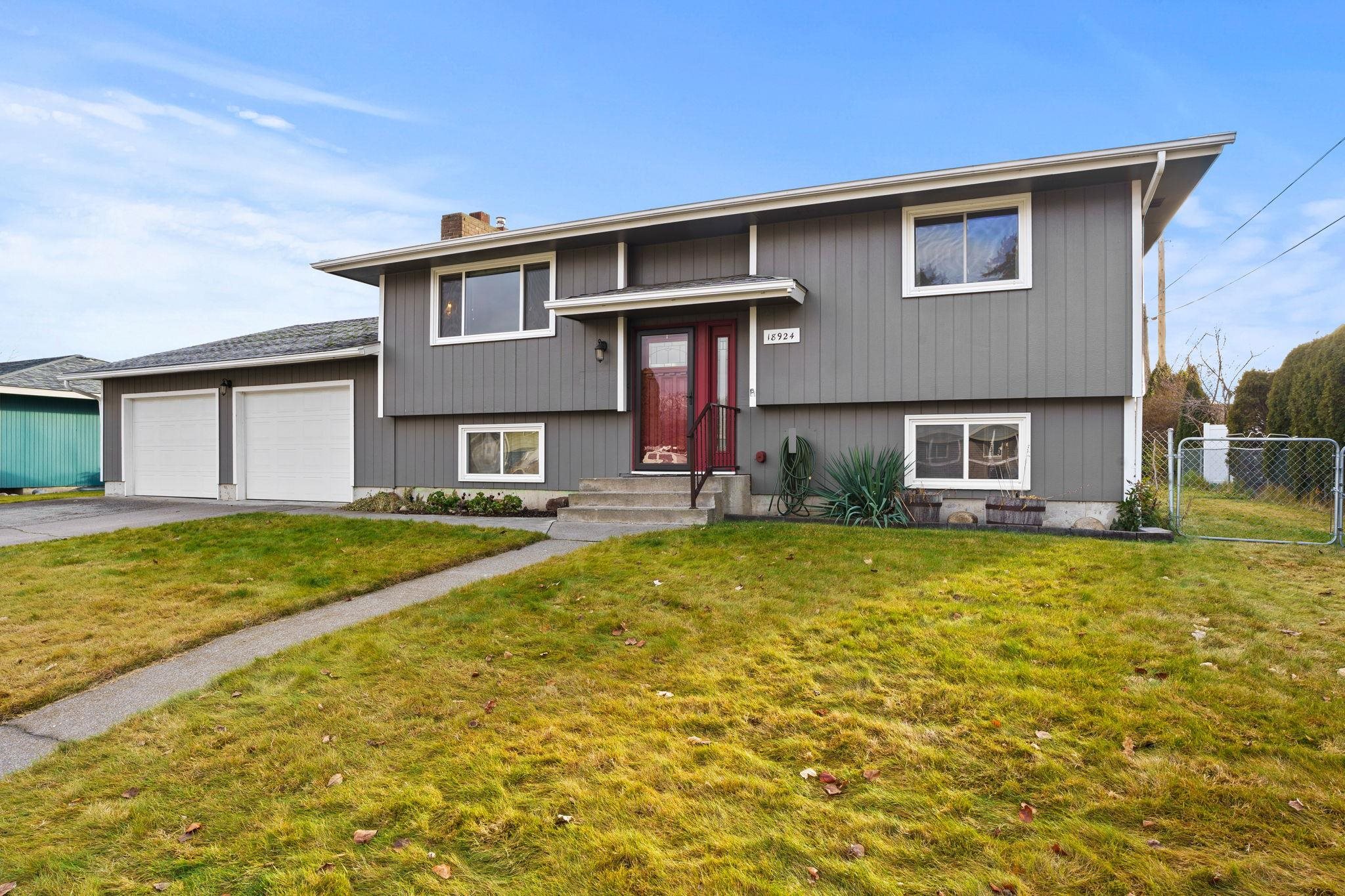 18924 East Riverside Avenue Greenacres, WA 99016 - Photo 2 of 39 Gallery Image 2