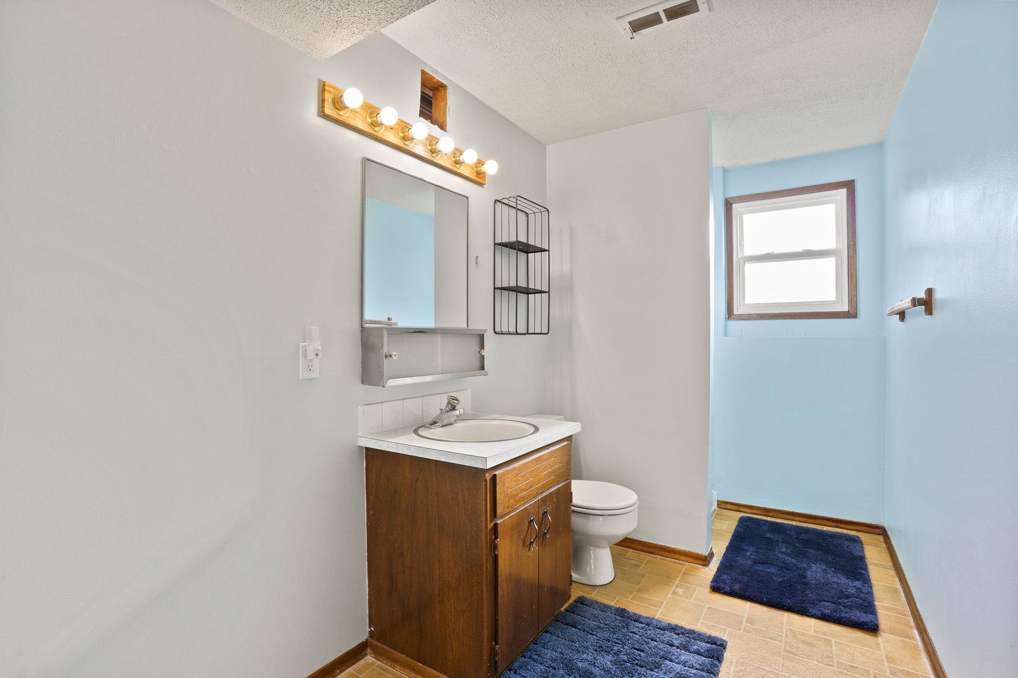 18924 East Riverside Avenue Greenacres, WA 99016 - Photo 21 of 39 Gallery Image 21