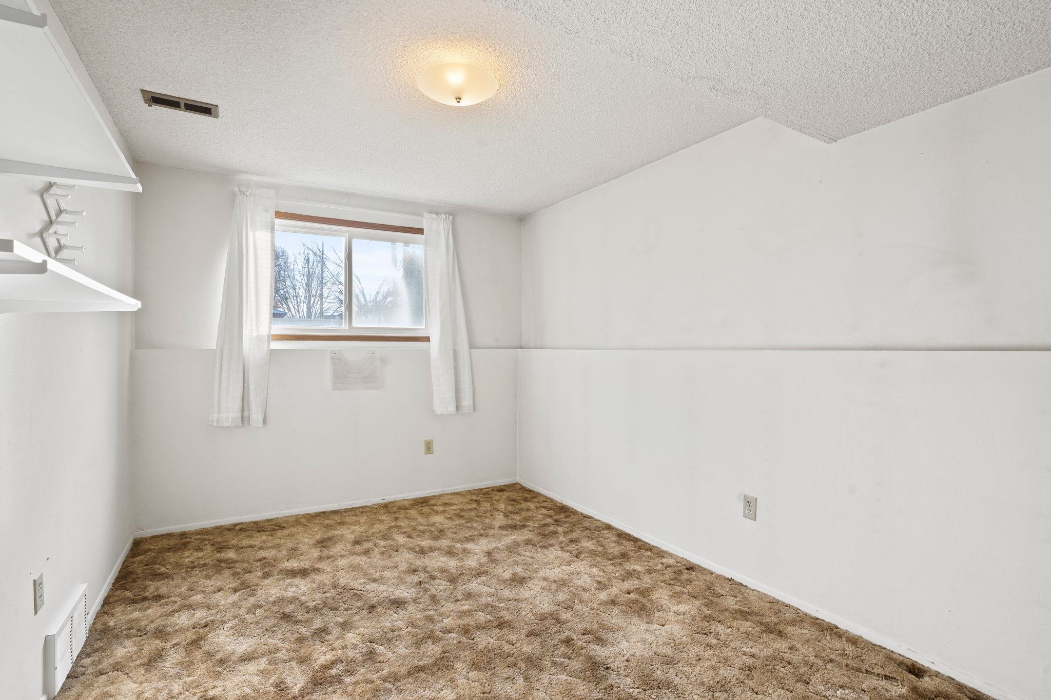 18924 East Riverside Avenue Greenacres, WA 99016 - Photo 23 of 39 Gallery Image 23