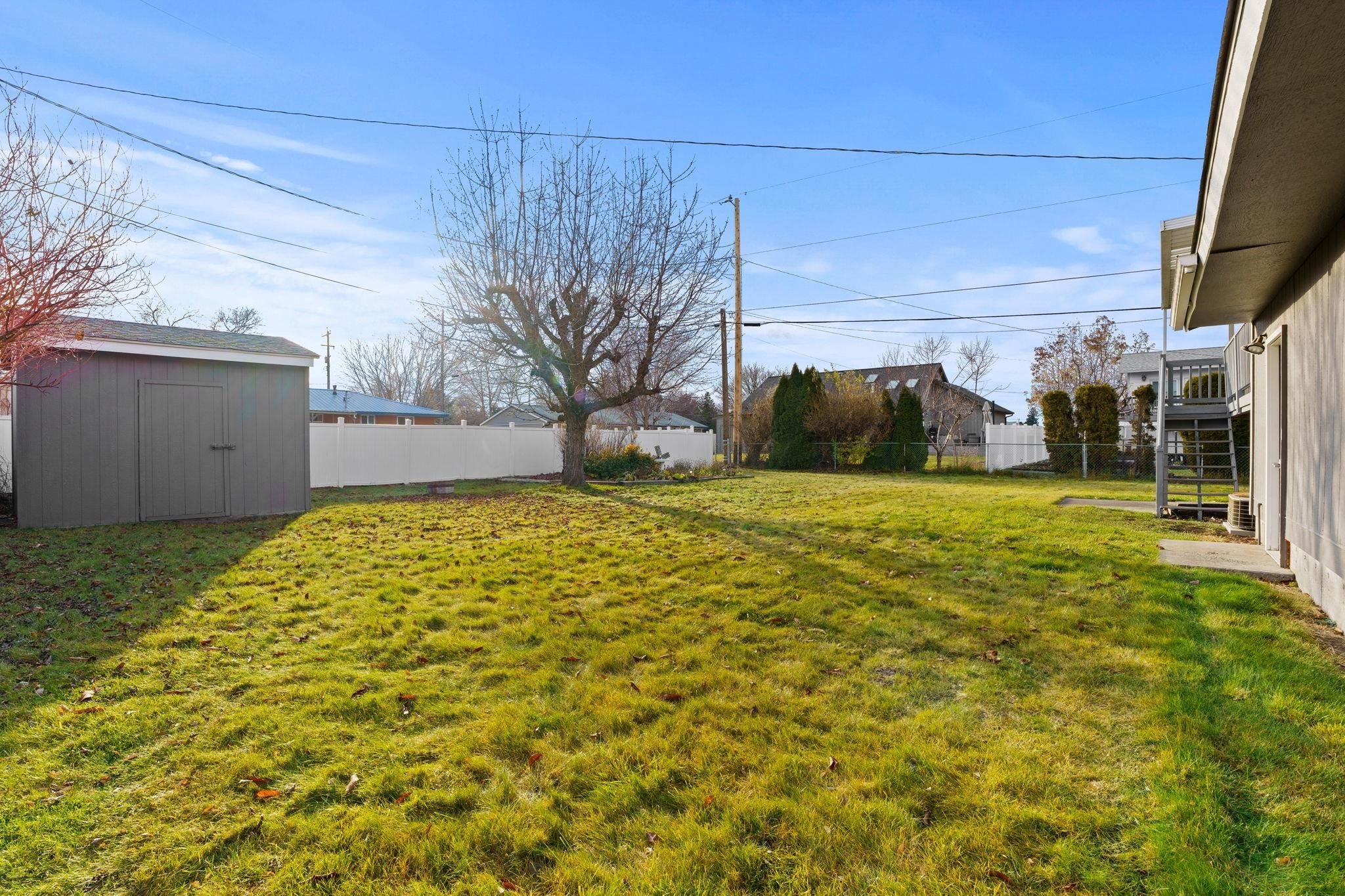 18924 East Riverside Avenue Greenacres, WA 99016 - Photo 33 of 39 Gallery Image 33