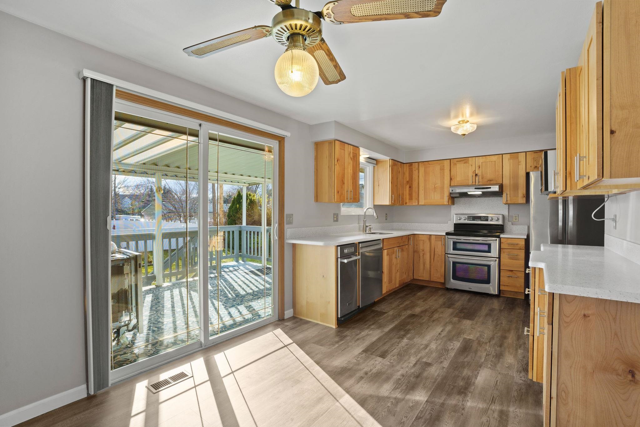 18924 East Riverside Avenue Greenacres, WA 99016 - Photo 10 of 39 Gallery Image 10