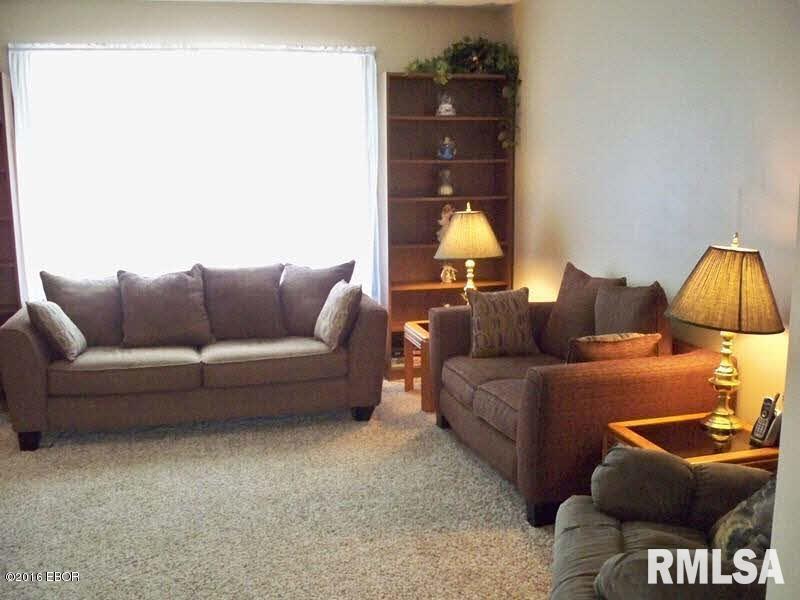 309 Gateway Road Marion, IL 62959 - Photo 4 of 9 Gallery Image 4