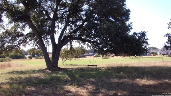 $114,900 | 216 North Calvin Barrett, Blanco, TX 78606