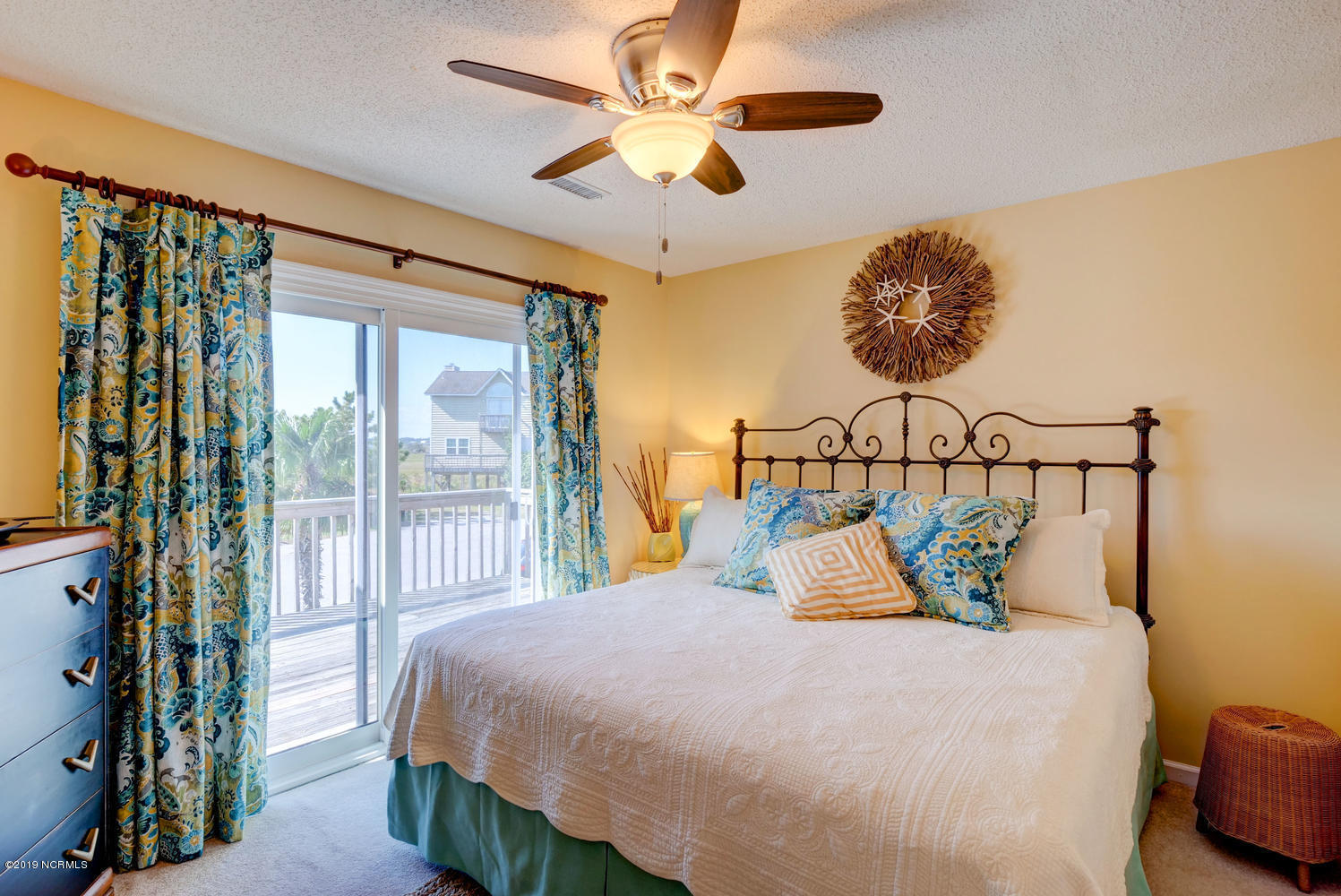 54 N Ridge Surf City, NC 28445 - Photo 17 of 32 54 N Ridge Surf City NC 28445-large-013-