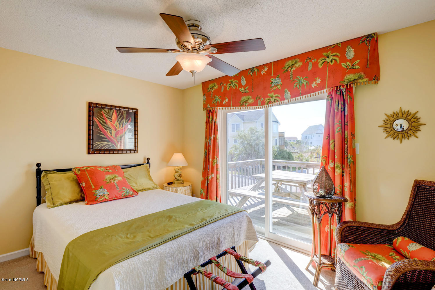 54 N Ridge Surf City, NC 28445 - Photo 23 of 32 54 N Ridge Surf City NC 28445-large-019-