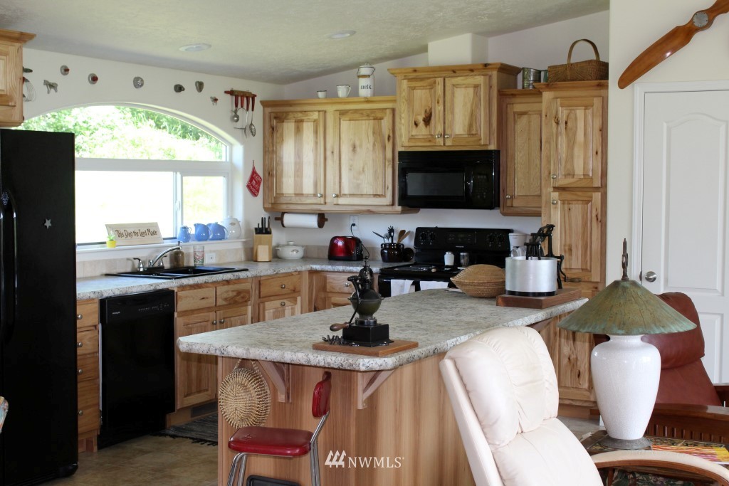 501 Young Road Mossyrock, WA 98564 - Photo 8 of 22 Gallery Image 8
