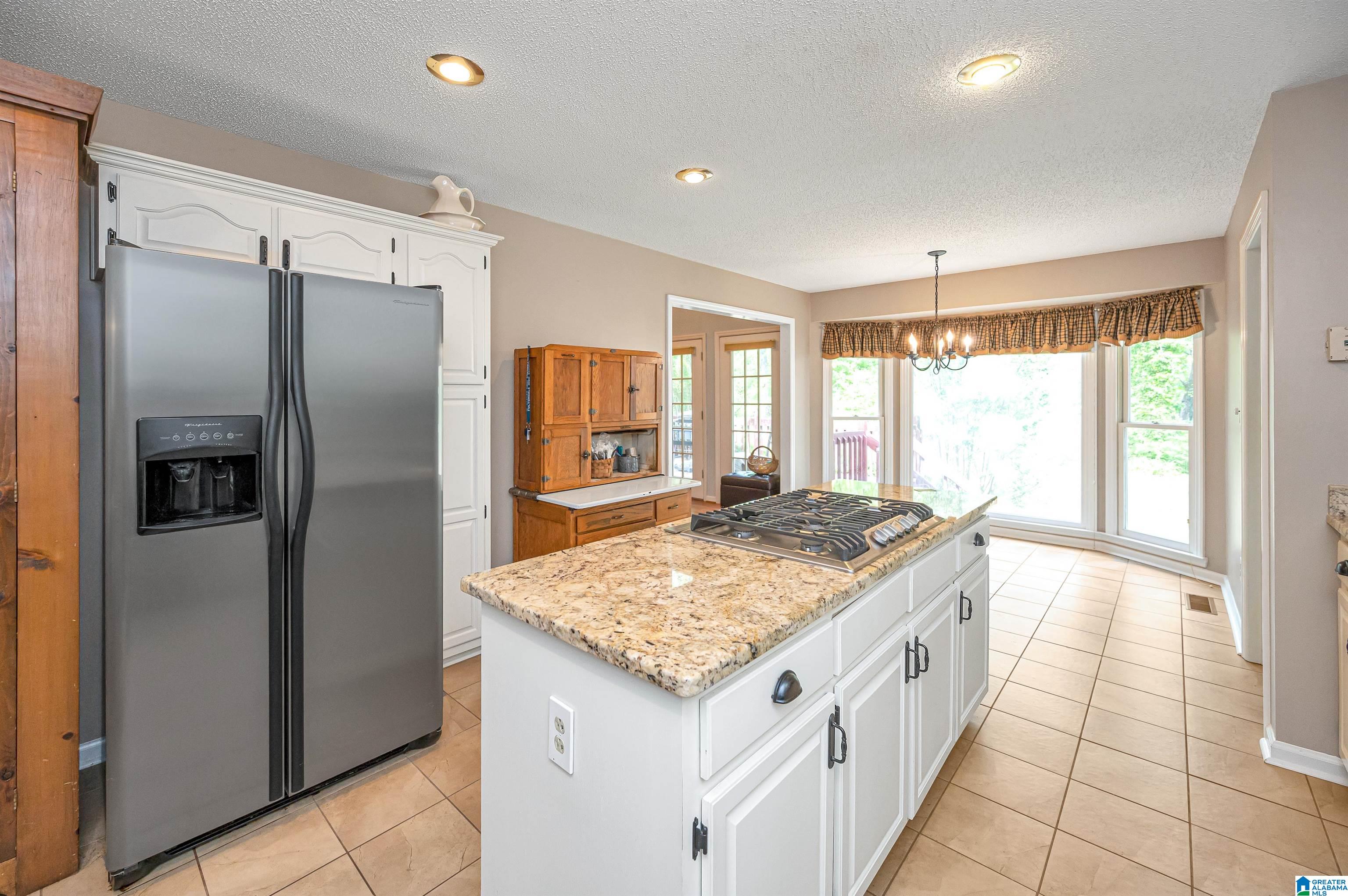 444 Myrick Road Warrior, AL 35180 - Photo 6 of 35