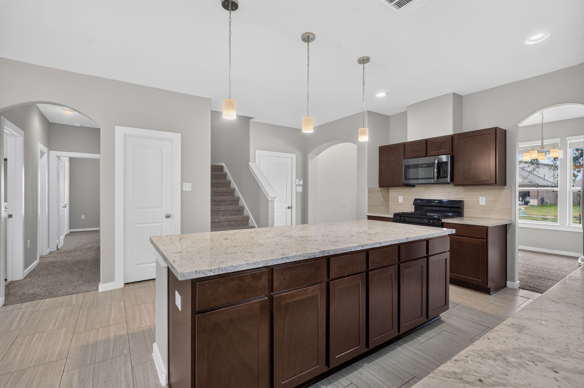 6915 Rosemont Court Rosharon, TX 77583 - Photo 14 of 46 Gallery Image 14