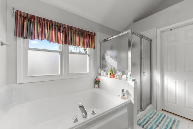 $435,000 | 1080 Wakefield Drive, Elgin, IL 60120