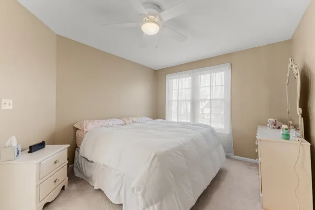 $435,000 | 1080 Wakefield Drive, Elgin, IL 60120