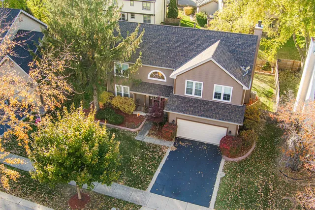 $435,000 | 1080 Wakefield Drive, Elgin, IL 60120