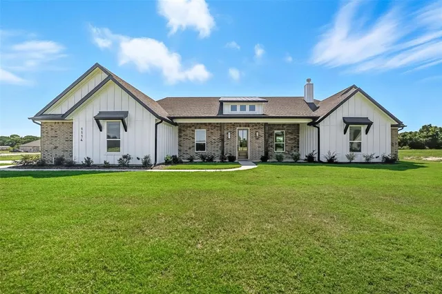 $562,400 | 1114 Silver Sage Trail, Weatherford, TX 76085
