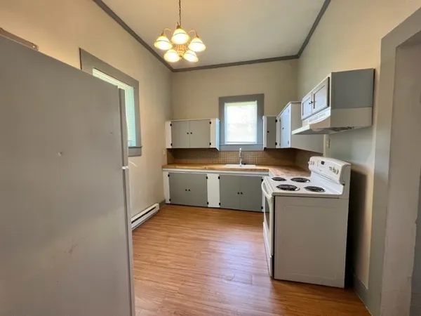 $975 | 1040 Seaboard Avenue, Townsend, GA 31331
