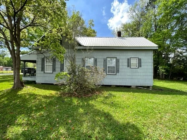 $1,075 | 1040 Seaboard Avenue, Townsend, GA 31331