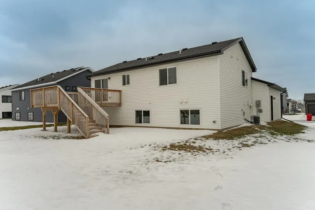 $350,000 | 1206 6th Avenue Southeast, Kasson, MN 55944