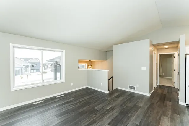 $350,000 | 1206 6th Avenue Southeast, Kasson, MN 55944