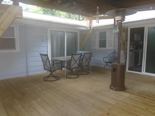 $411,500 | 387 North Shore Drive, Albrightsville, PA 18210