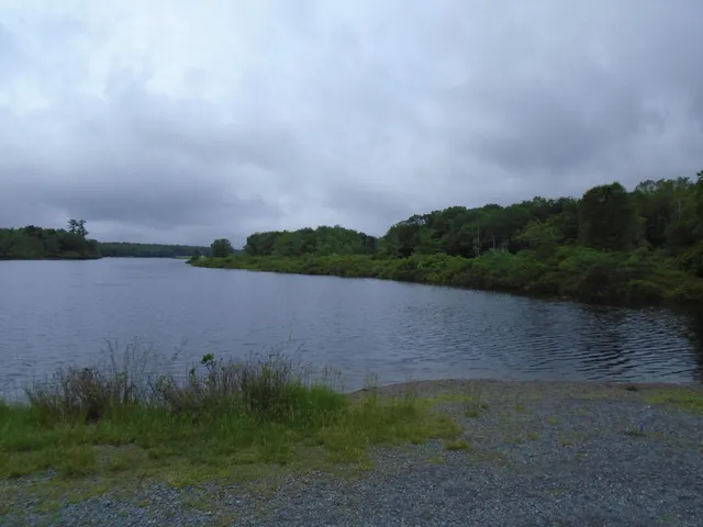 $411,500 | 387 North Shore Drive, Albrightsville, PA 18210