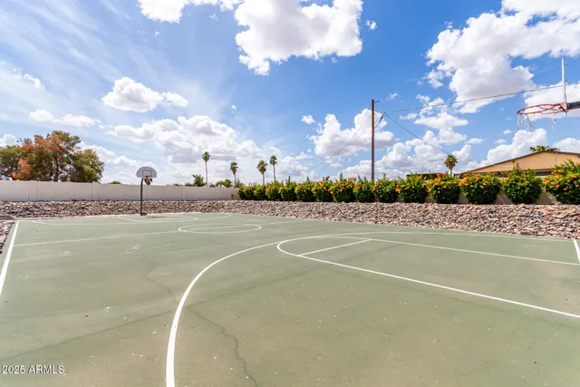 a view of a basket ball ground